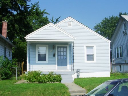 This image has an empty alt attribute; its file name is 32nd220.jpg